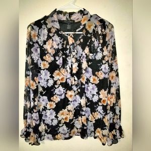NWT A Love Story Flower Floral Blouse